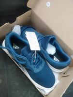 Adidas Coreracer Sneaker neu& original verpackt Nordrhein-Westfalen - Mönchengladbach Vorschau