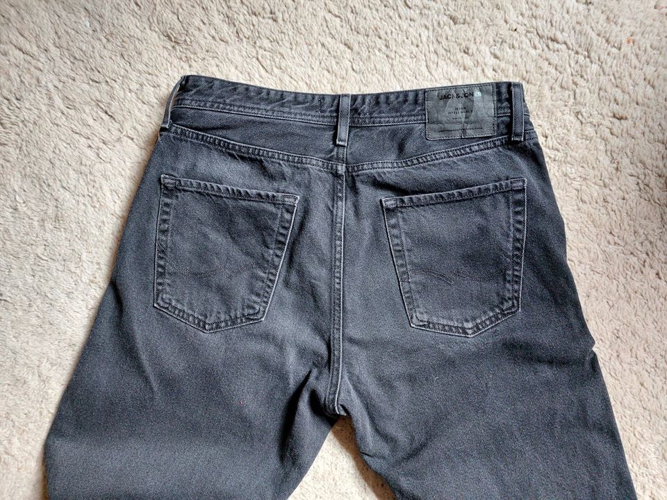 Jack Jones, Jeans, Chris, loose fit, Schwarz W 31 L 34 in Karlsruhe