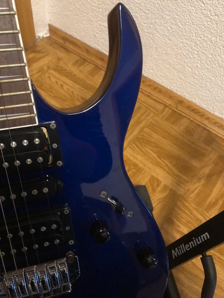 E Gitarre Ibanez - GIO + Zubehör in Kalbach
