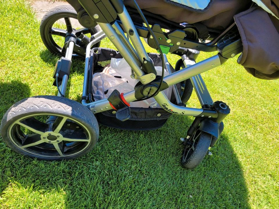 Kinderwagen/Buggy in Mering