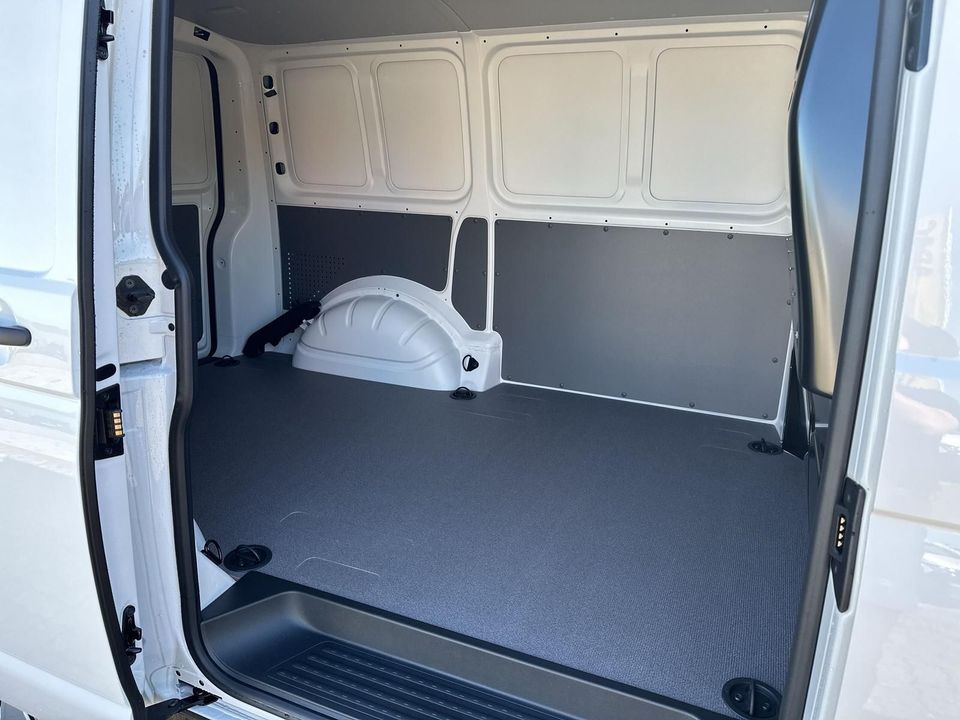 Volkswagen T6.1 Transporter 2.0 TDI in Bergen auf Rügen