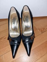 Gucci Damen Pumps Gr. 38 Leder 100% original München - Berg-am-Laim Vorschau