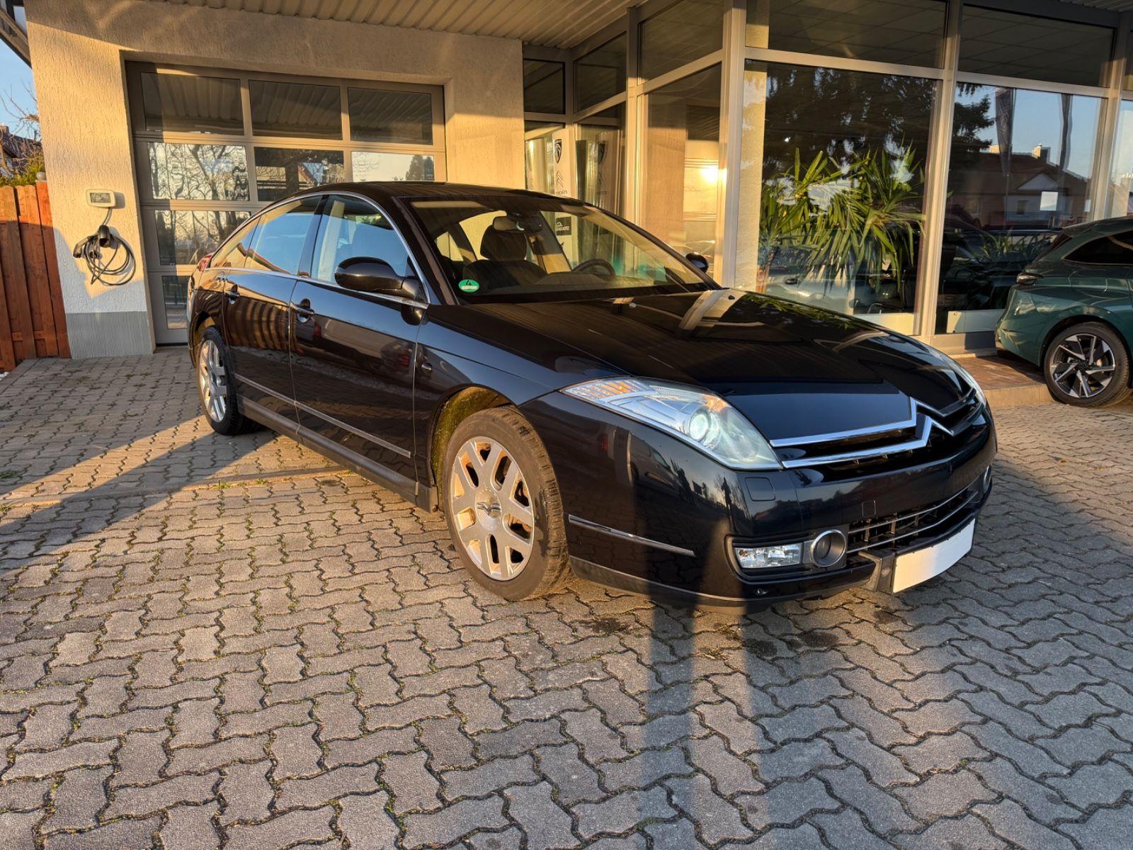 Abbildung des Autos Citroën C6 V6 HDi 205 Bi…