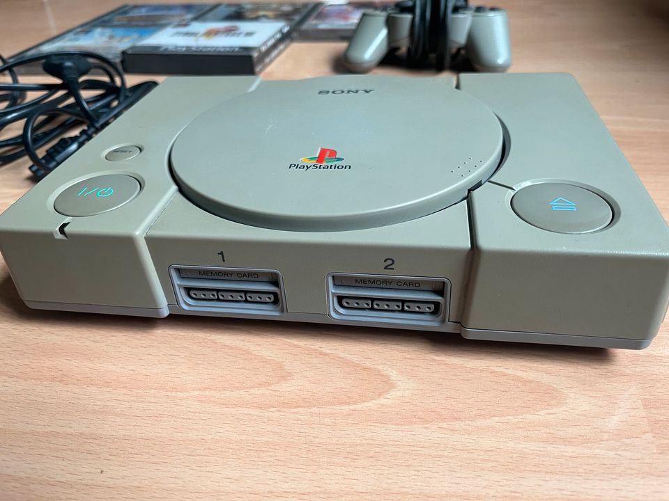 Playstation 1 PSX mit Chip Mod Laufwerk von Gamestop + Spiele uvm in Bonn