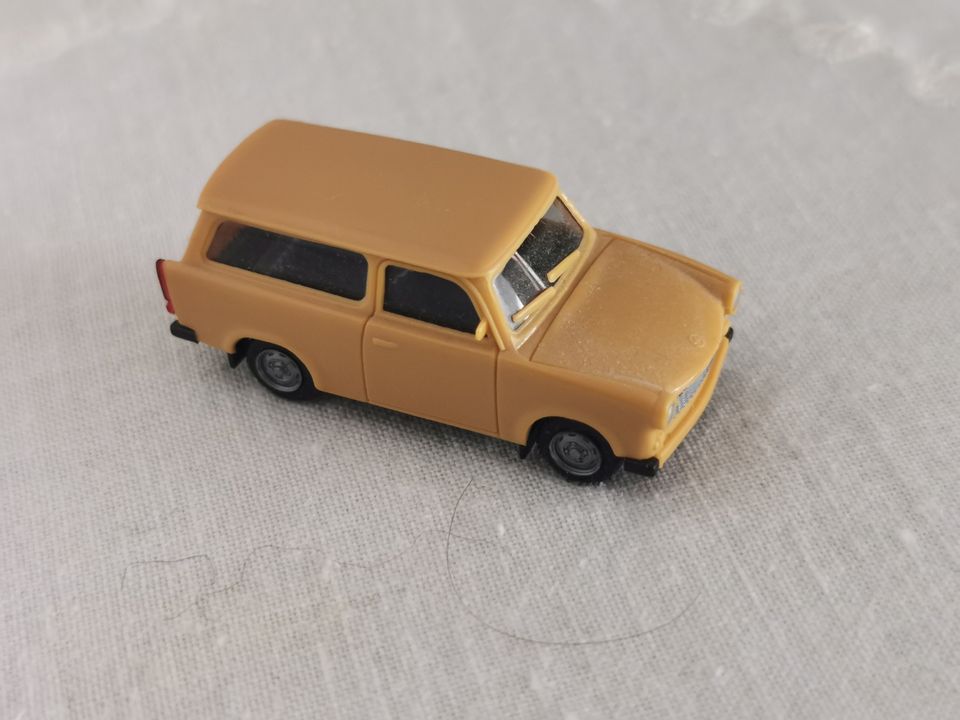 2 x Modellauto Trabant 601 Herpa 1:87 in Wolfsburg