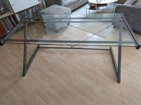 Schreibtisch mit Glasplatte und Metallgestell Hessen - Eschborn Vorschau
