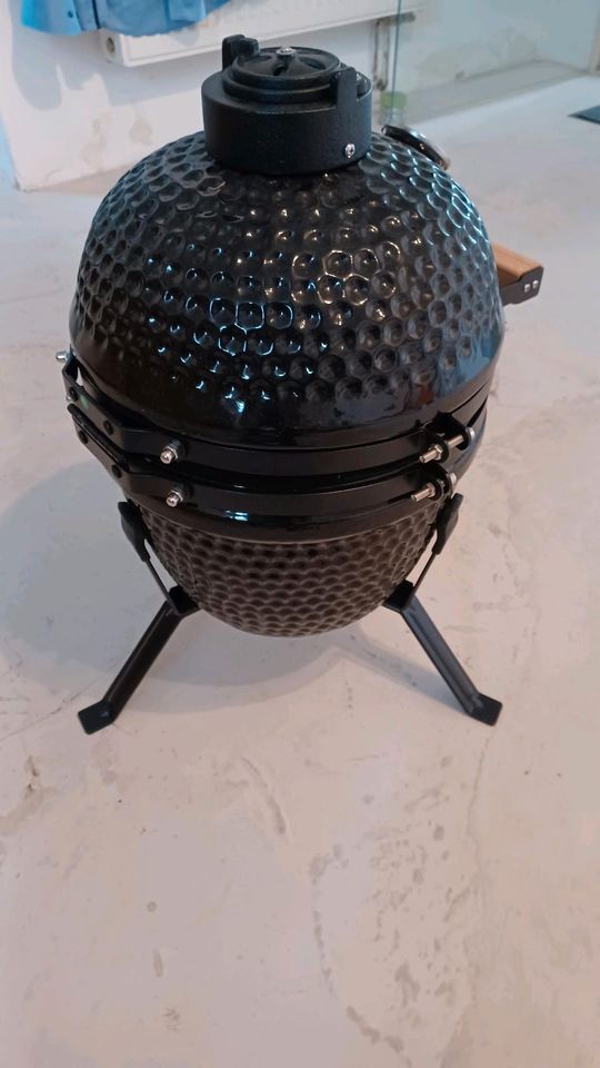 2-in-1 Kamado-Grill Smoker Keramik 56 Cm Schwarz in Landau a d Isar