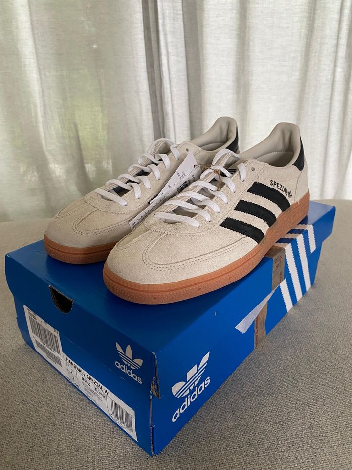 Adidas Handball Spezial 38 - 42 Aluminium  Black Beige Schwarz in Freilassing