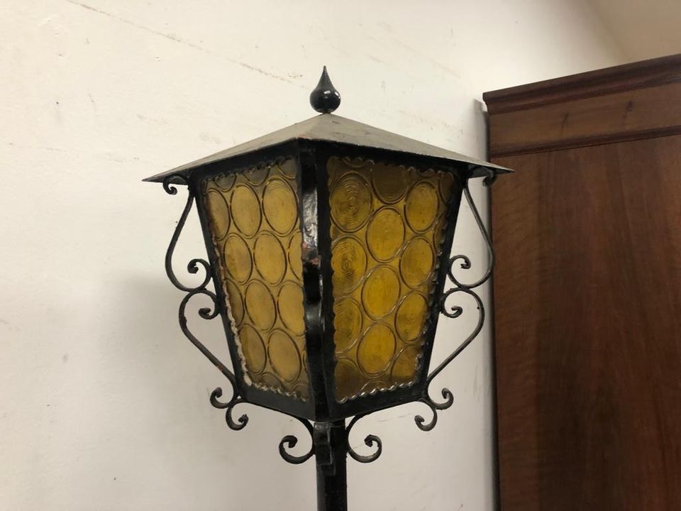 Antike Gartenlampe Außenlampe Stehlampe, Wegeleuchte in Völklingen