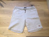 Tommy Hilfiger Jungen Hose Shorts gr. 164 TOP Niedersachsen - Zeven Vorschau