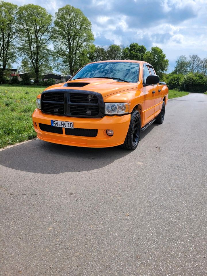 Dodge RAM 1500 SRT10 V10 TüV Neu! 2Gasanlagen Pickup in Grevenbroich