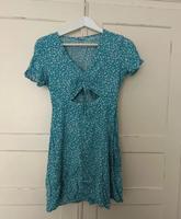Kleid Sommer kurz Blumen türkis Gr 36 Ludwigsvorstadt-Isarvorstadt - Isarvorstadt Vorschau
