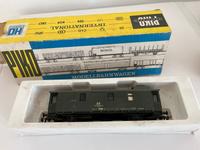 2 DDR Piko H0 Spur Waggons für Modelleisenbahn DR Wagen grün/grau Leipzig - Gohlis-Nord Vorschau