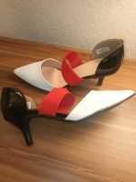 Elegante Pumps, schwarz-weiß Nordrhein-Westfalen - Krefeld Vorschau