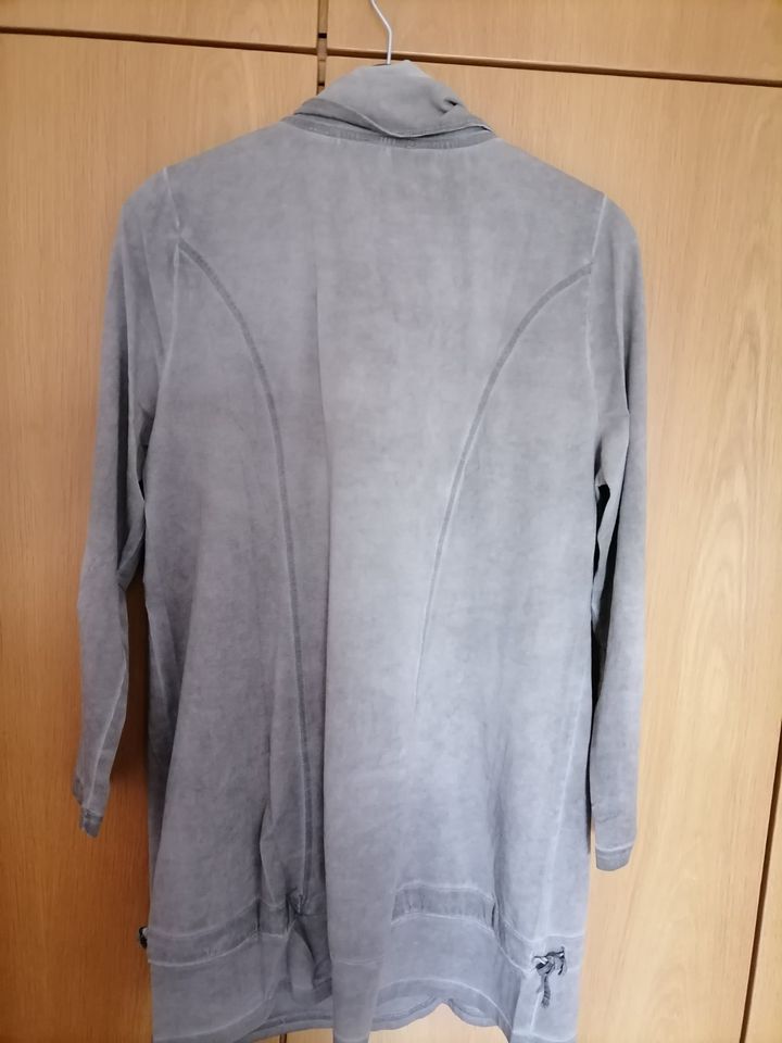 Sweatshirt Gr. L in grau von Gina Laura in Ilshofen