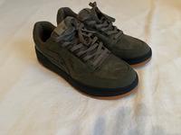 Schuhe Sneaker Gr.44 Dunkelgrün Neuwertig Baden-Württemberg - Freiberg am Neckar Vorschau