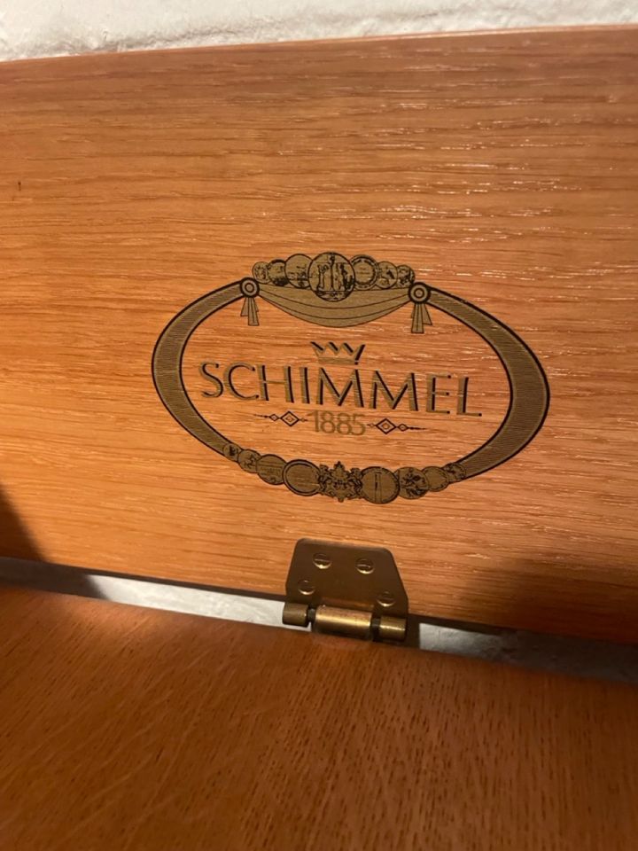 Schimmel Klavier, Mod. 112 in Hamburg