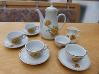 DDR Kinder / Puppen Geschirr, Kaffeeservice, Porzellan,Vintage Hessen - Allendorf Vorschau