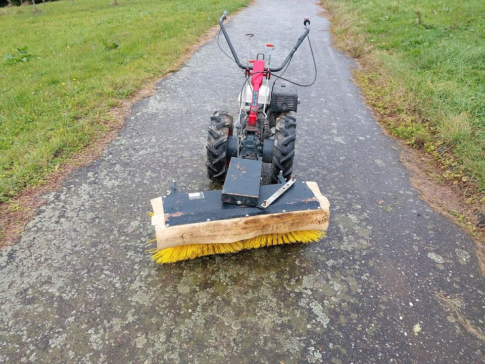 Oehler OL 200 Einachstraktor Kehrmaschine Kehrbesen Einachser in Lauf