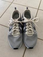 *** Nike Sneaker *** Größe 40,5 *** grau-grün Niedersachsen - Oldenburg Vorschau