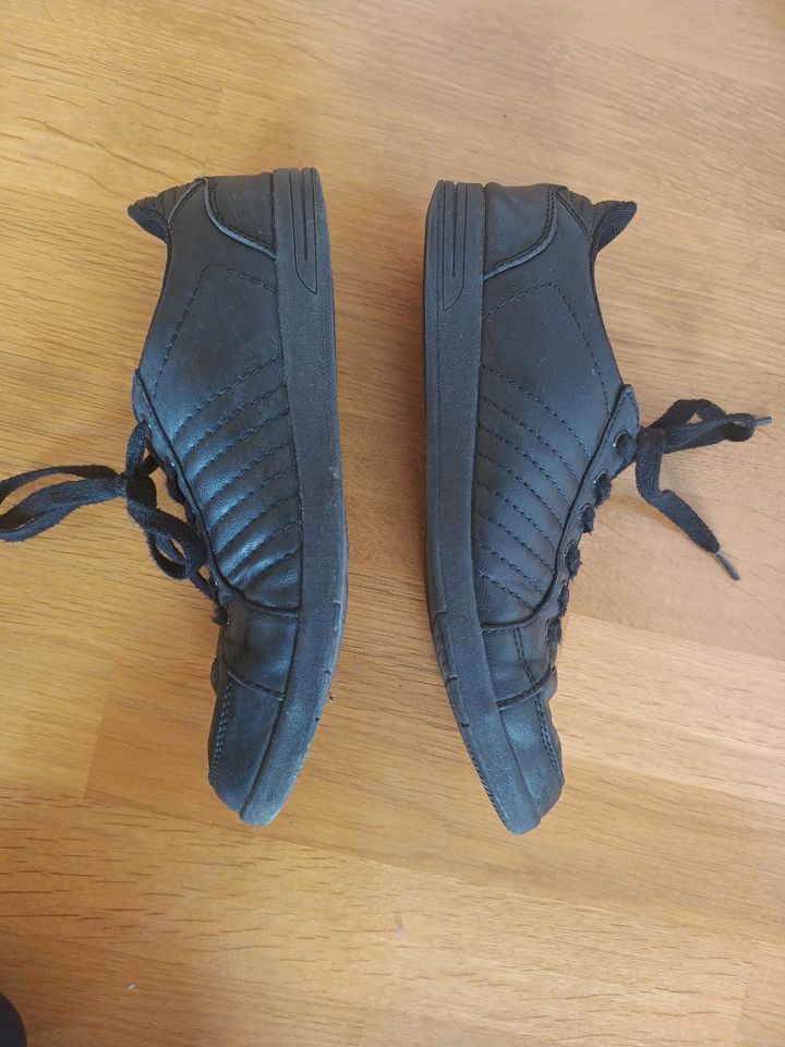 Schuhe Sneaker Damen schwarz Vty Größe 41 in Ulm