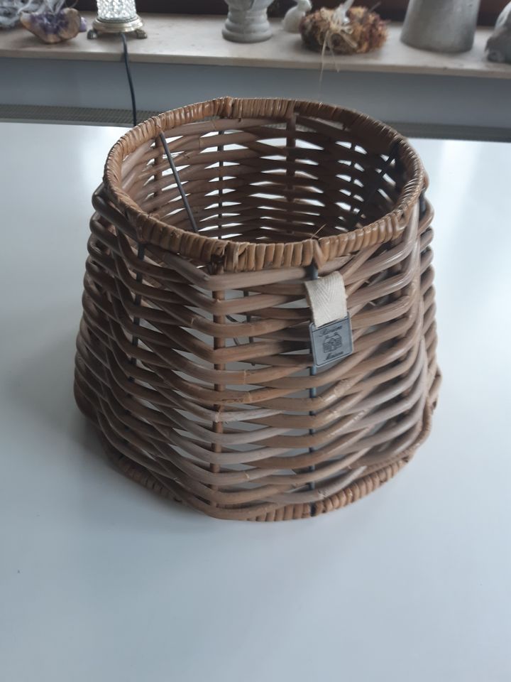 Lampenschirm Rivera Maison – Hochwertig ,Stabil - Rattan Handmade in Hamburg