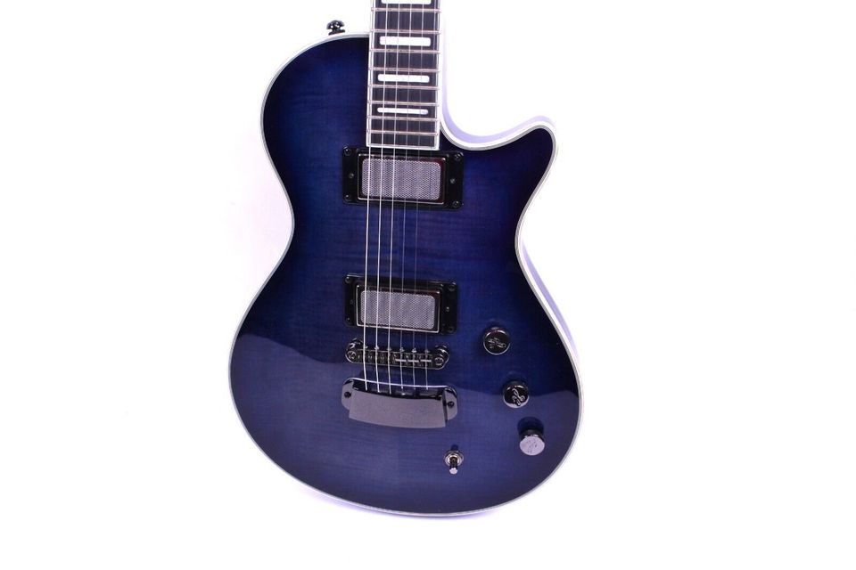 Hagstrom Ultra Max Special Beryl Flame Blue E-Gitarre + Koffer in Dresden