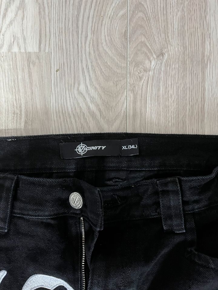 Vicinity Baggy Jeans in Freisen
