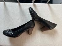 Neuwertige Pumps, schwarz Gr. 38, Nordrhein-Westfalen - Soest Vorschau