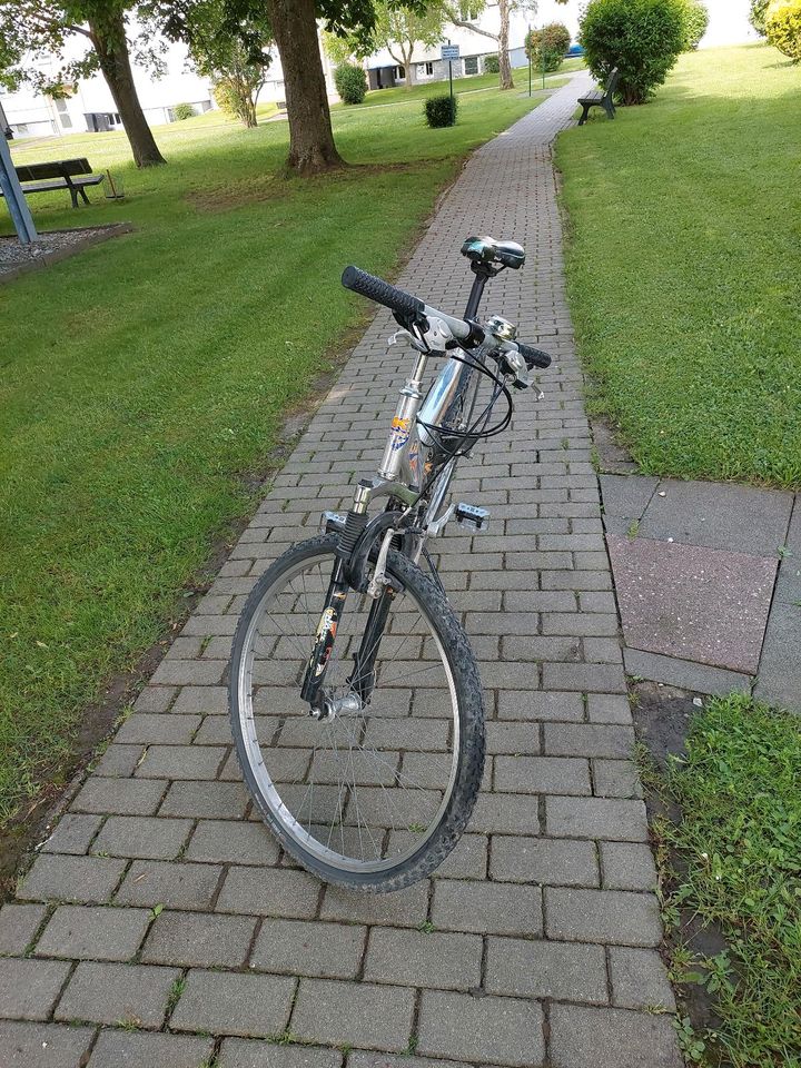 Mountainbike Fahrrad Herren 26 Zoll in Crailsheim