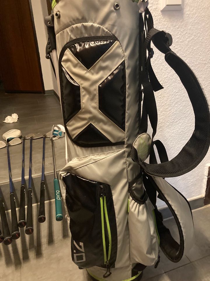 Kinder Golfbag mit 9 Schlägern in Dortmund