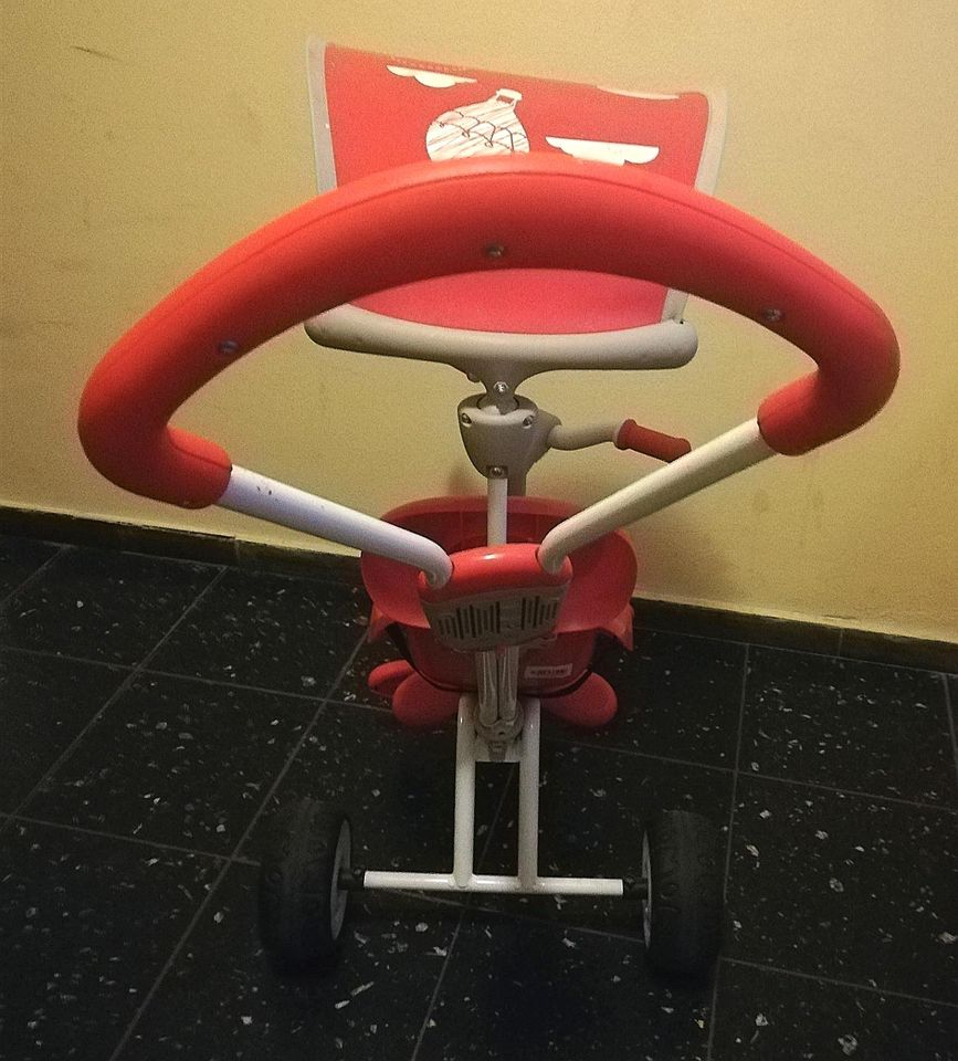 Dreirad von SMOBY mit vielen Extras fürs Kind & den Erwachsenen.. in Bremervörde