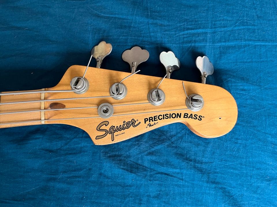 Fender Squire Precision E-Bass - Made in Japan - JV Bj. 1983 in Espenau