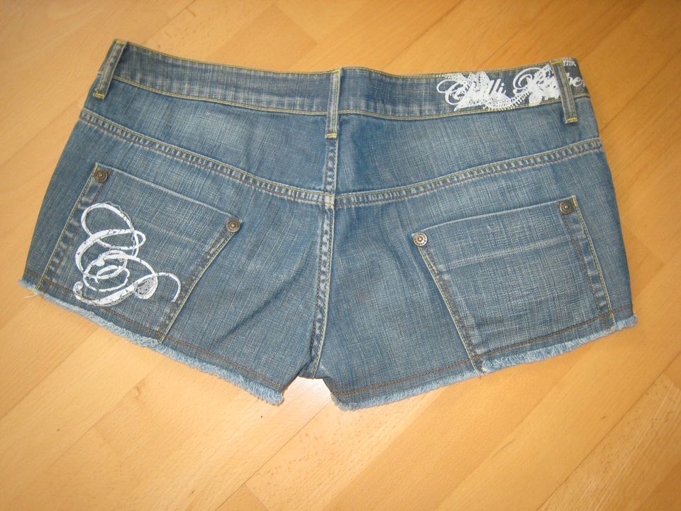 Damen Jeans Shorts, blau Gr. 40 von Chilli Pepper in Schwarzenbach a d Saale