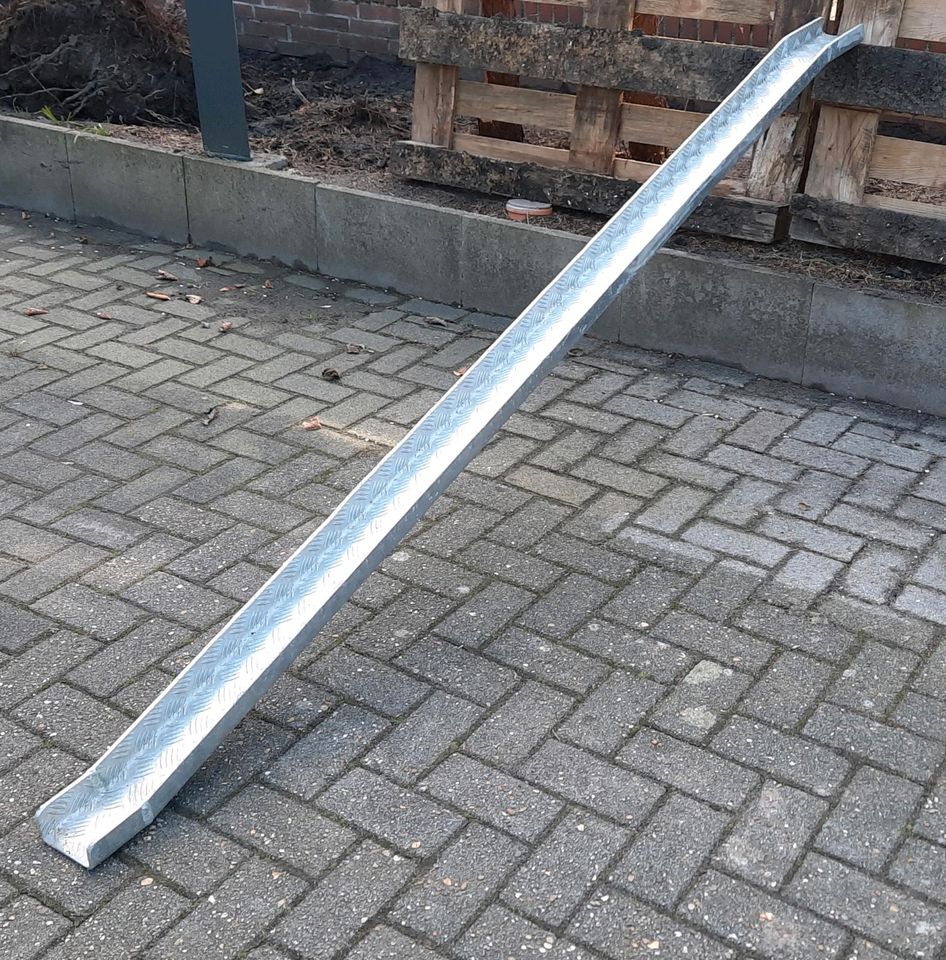 Auffahrrampe Motorrad Fahrrad Schiebkarre E-Bike Aluminium dick in Westoverledingen