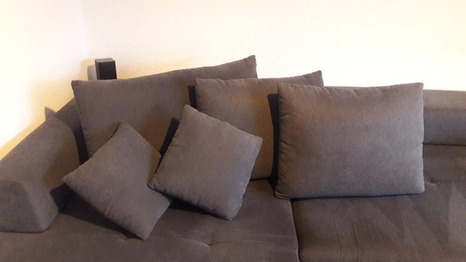 Wohnzimmer Kissen Sortiment anthrazit/grau,5-teilig (neuwertig!) in Werl