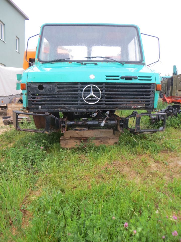 Rahmen Kabine Fahrerhaus UNIMOG 1600 427/105 in Hemau