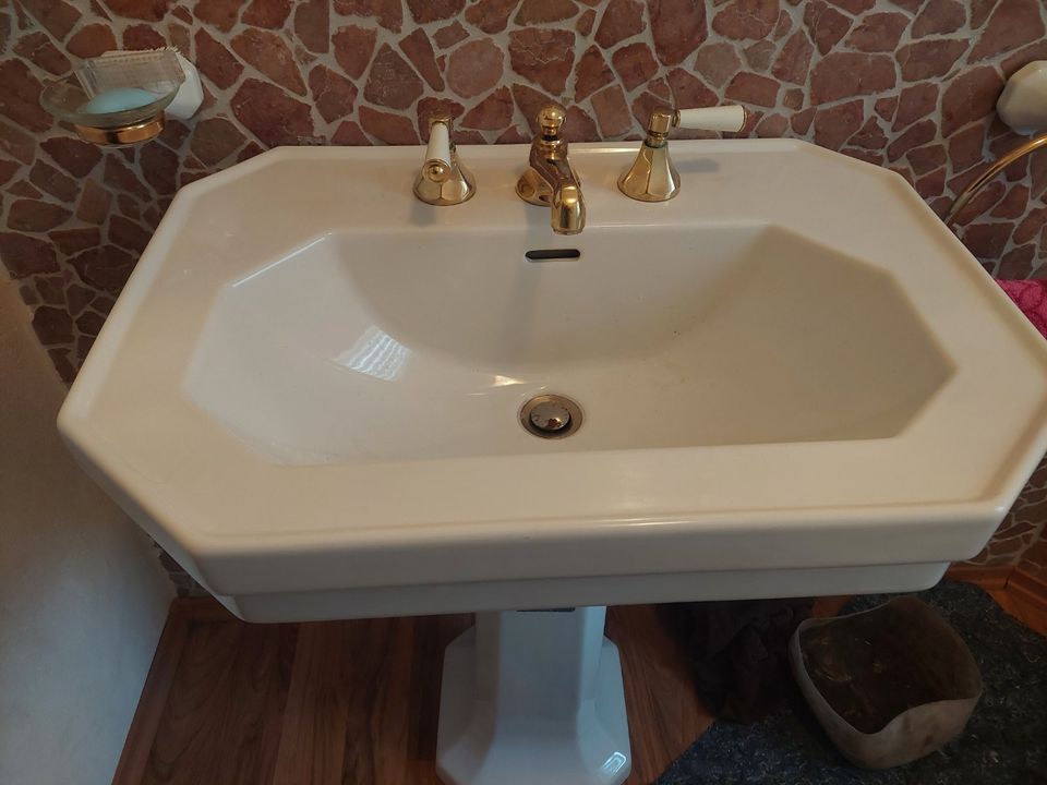 Duravit Waschtisch 1930 3 Loch Armatur plus vieles mehr in Waldmünchen