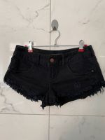 Billabong Shorts Hotpants schwarz 26 xs s München - Au-Haidhausen Vorschau