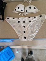 Bikini in größe 44 Niedersachsen - Wathlingen Vorschau