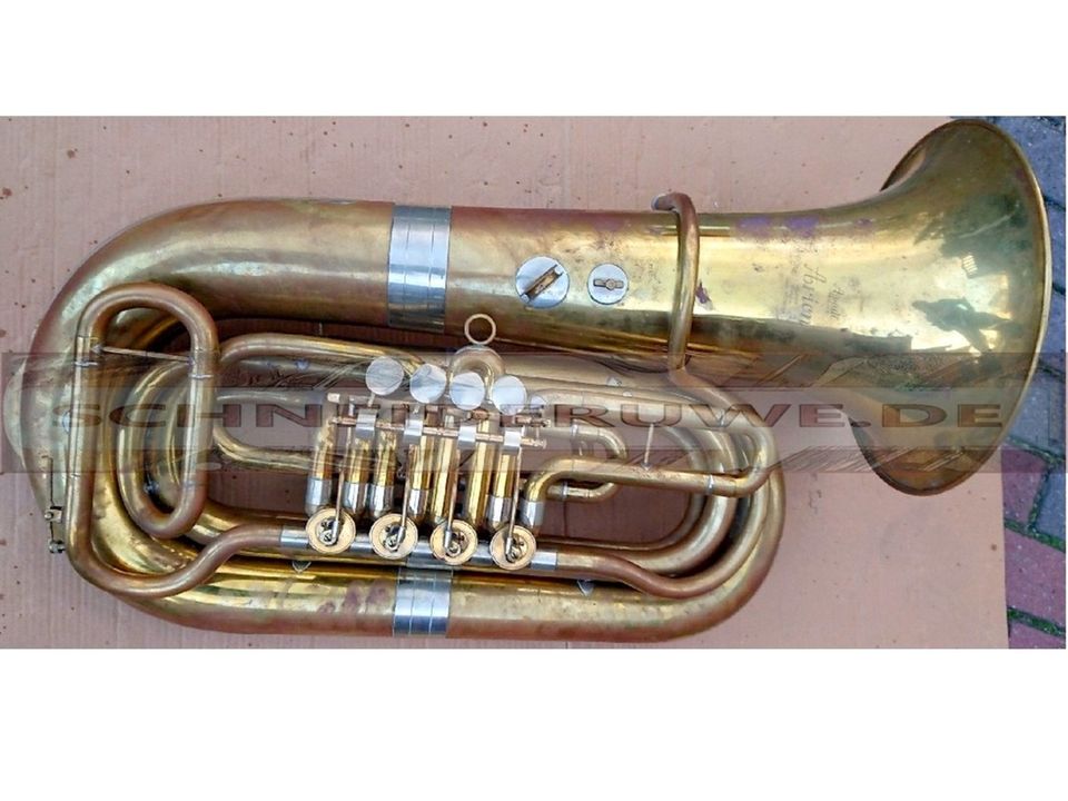 Kompakte 4/4 B-Tuba Amati ARION Typ Cerveny/Lidl 683 + Koffer in Chemnitz