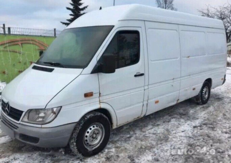 SUCHE Mercedes Benz Sprinter in Sereetz