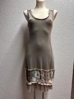 Linea Tesini Sommerkleid Gr. 34 Taupe mit Blumen- und Häkelvolant Baden-Württemberg - Bad Waldsee Vorschau