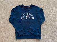 Pullover Tommy Hilfiger Gr.140 dunkelblau, selten getragen Bayern - Puschendorf Vorschau