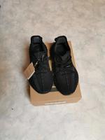 Original Yeezy Boost 350 V2 Onyx Yeezy Sneaker Adidas 40 2/3 NEU Bayern - Lichtenfels Vorschau