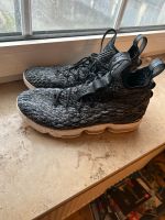 Basketballschuhe Lebron 15 „Ashes“ Frankfurt am Main - Sachsenhausen Vorschau