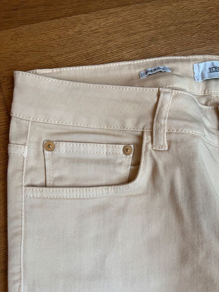 Closed Jeans Größe 29 Baker Creme beige in Linnich