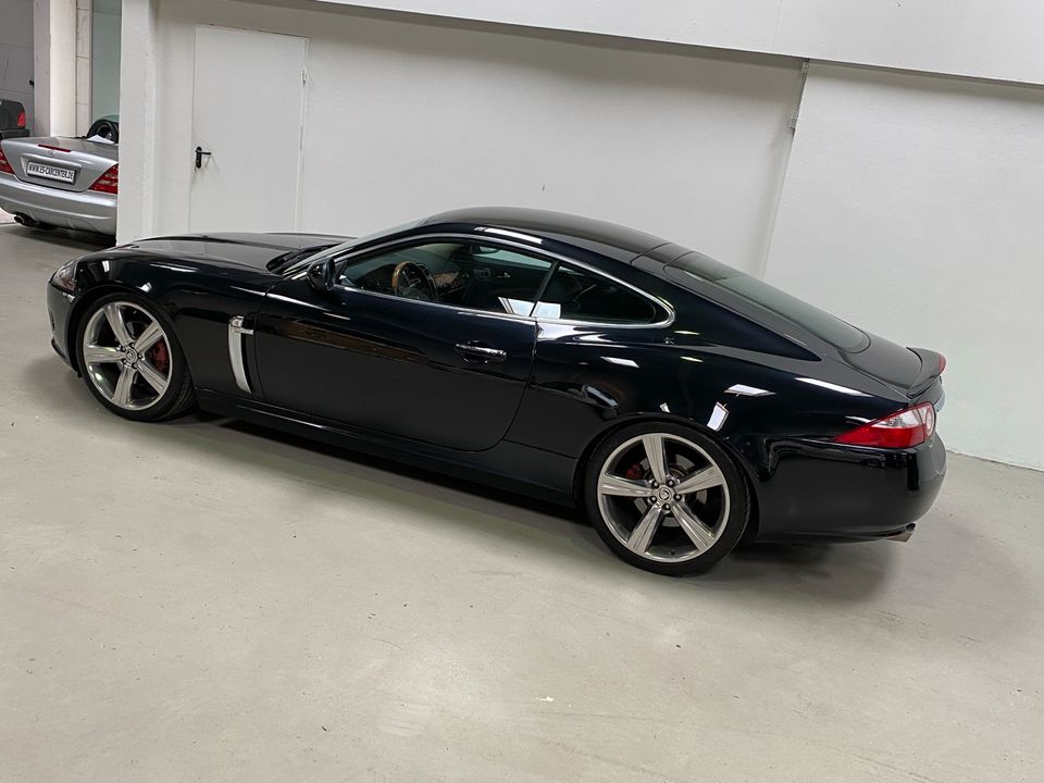 JAGUAR XK 4.2 V8 COUPE ~ H&R ~ 21 ZOLL ~ ALPINE SOUND ~ TAUSCH ~ in Bielefeld