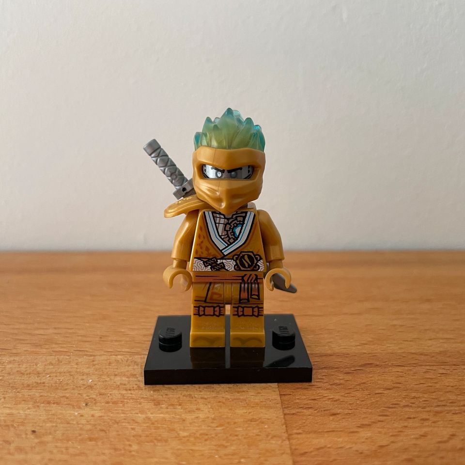 Lego Ninjago Zane Golden Ninja - Legacy njo710 Minifiguren 71739 in Meckenheim