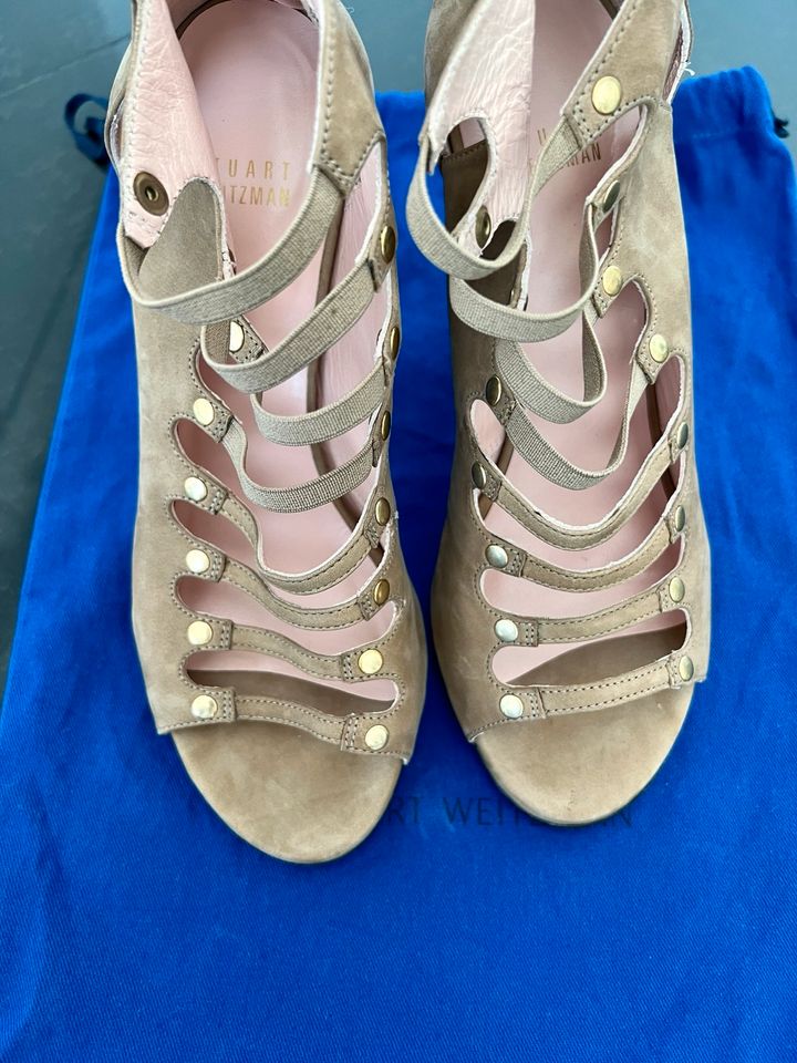 Stuart Weitzman - edle Peeptoe-Sandalen- nude- Gr. 38 in Kritzmow